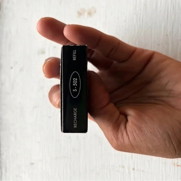 Makeup Forever Artist Shadow - Gold- S-502 - Picture 4 of 4